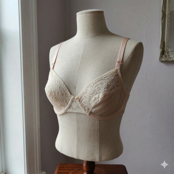 Christian Dior Other - Vintage Christian Dior Intimates Lace Mesh Underwire Bra Peach 34C USA Made